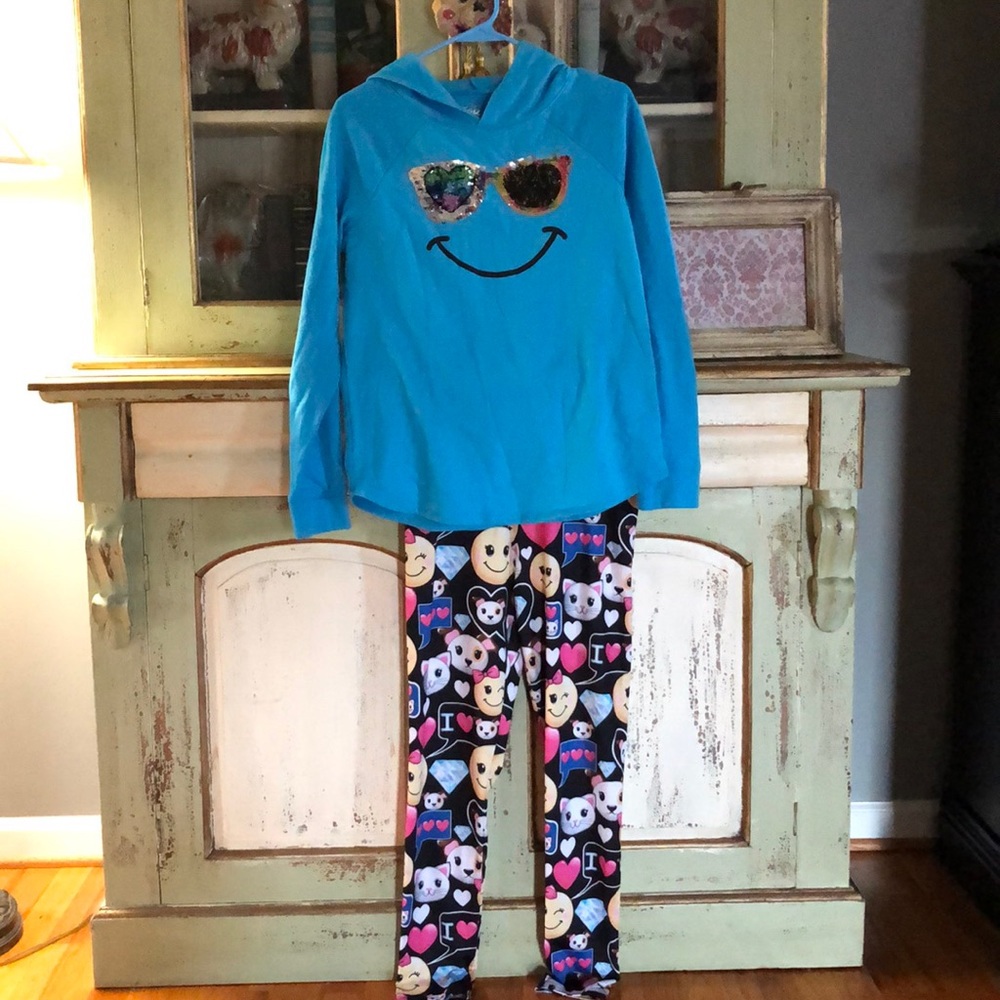 Justice hooded sweatshirt size 20 and leggings 16